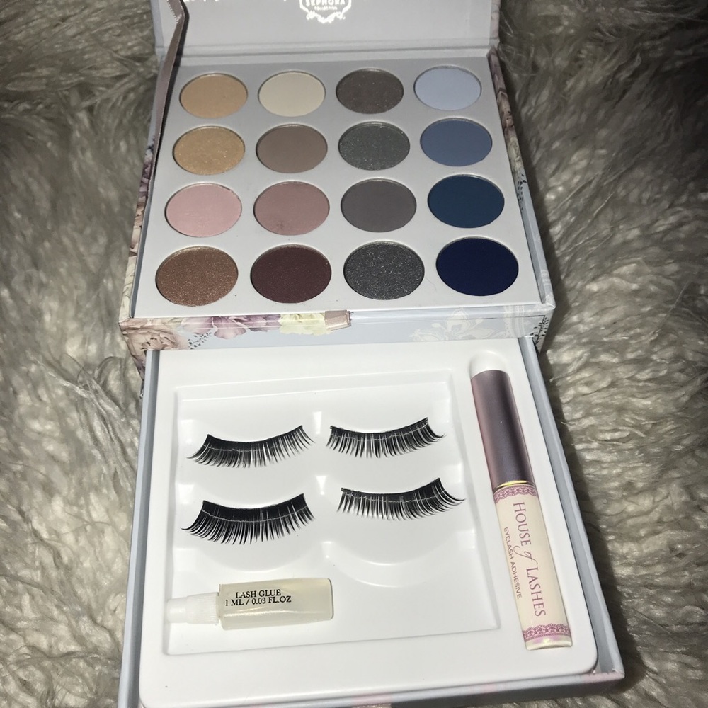 House of lashes x Sephora Versailles palette